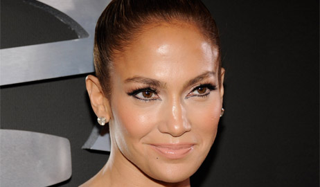 جينيفر لوبيز تطرد حبيبها من منزلها