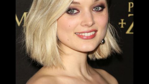 Bella Heathcote بتسريحة البوب المنحني