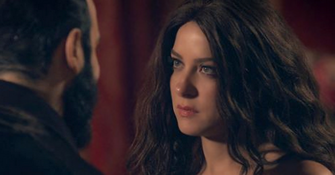 هل تنجح بديلة غادة عادل في مسلسل سرايا عابدين؟