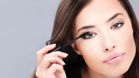 مستحضرات مكياج لا تصلح للمشاركة