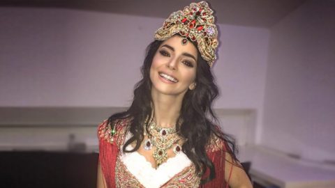 الصورة الأولى للسلطانة نوربانو بعد الزواج تتحدي سيلفي أمل بوشوشة