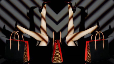 حقائب كريستيان لوبوتان ربيع 2016 تروي قصة حبه الأول