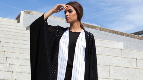 عبايات المنوكروم شعار Haal Inc 2017