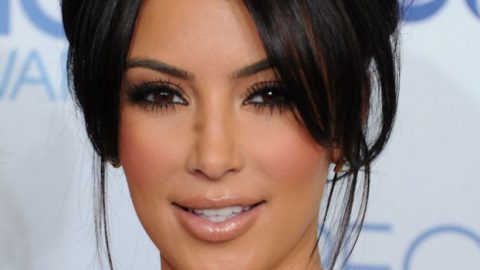 كيم كارداشيان بقوام نحيل ورجيم خاطىء