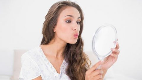 تمارين بسيطة لنحت الوجه في 30 ثانية فقط