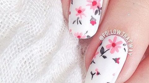 رسمة اظافر على شكل ازهار 2016
