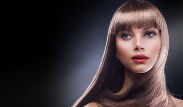 تسريحة شعر إنسيابية مع غرة أمامية 2015