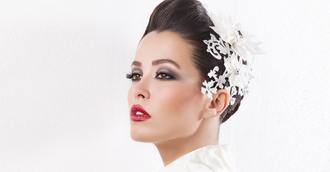 ألوان أحمر شفاه تناسب عروس 2015