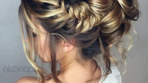 تسريحة الكعكة المتداخلة مع جديلة جانبية 2016