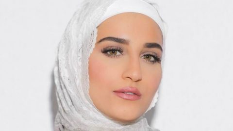 خطوات تطبيق صيحة المكياج الطبيعي من دلال الدوب