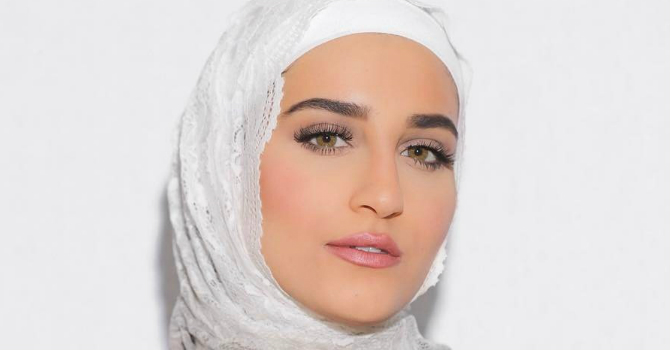 خطوات تطبيق صيحة المكياج الطبيعي من دلال الدوب