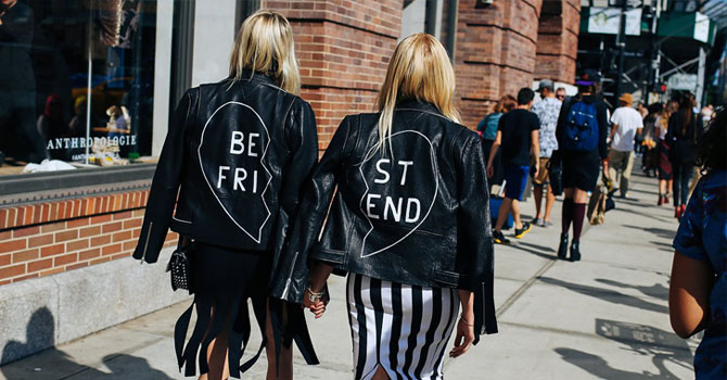 أولى إطلالات Street Style من أسبوع نيويورك ربيع 2016