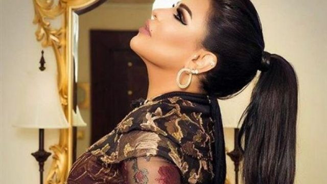 أحلام تعتذر بعد خلافها مع صحفية مصرية