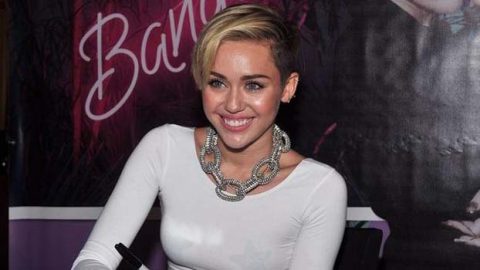 مايلي سايروس بالمستشفى وتلغي حفلة الأمس