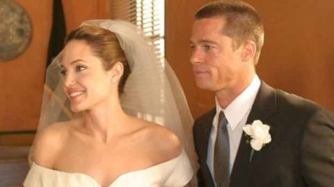 أنجلينا جولي وبراد بيت بوشم متطابق بمناسبة الزواج