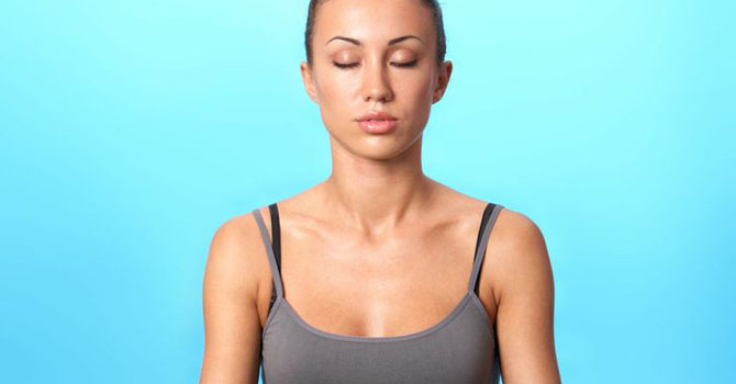 6 تمارين يوغا لشد الوجه