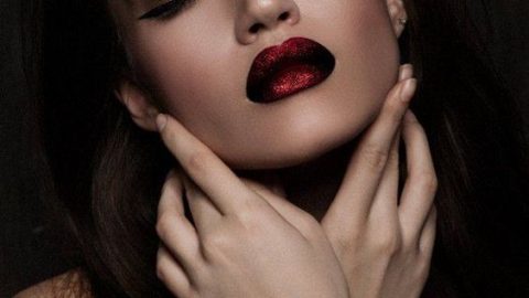 ظلال جفون ذهبي مع احمر شفاه غليتر 2016