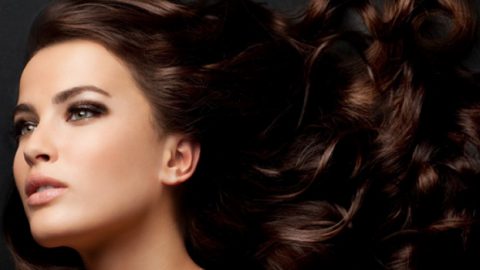 حمية غذائية تمنحكِ شعرًا صحيًا