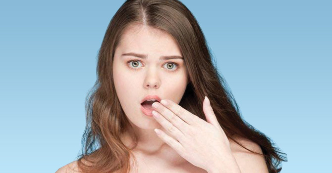 تعرفي على أسباب نحافة الشعر