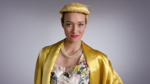 اكتشفي مائة عام من الموضة في دقيقتين