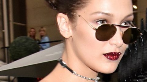 شفاه الغليتر أحدث صرعات المكياج النابض هذا العام