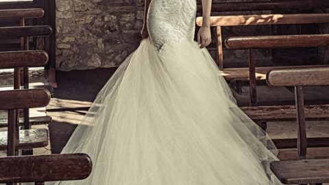 فستان زفاف بأكتاف عارية من جوليا كونتوجروني ربيع 2017