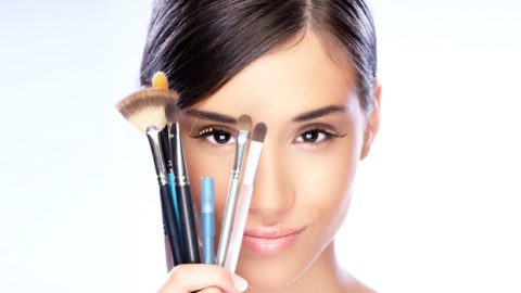 كيف تنهين مكياجك في 5 دقائق؟