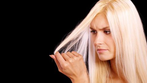 كيف تمنعين الصبغة من إتلاف شعرك؟