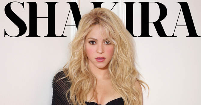 شاكيرا متألقة في بيرلين بتصميم زهير مراد