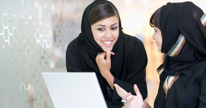 فتاة سعودية ترفض خطابها بسبب تويتر