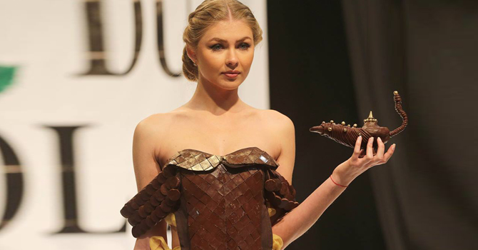 أزياء بمذاق الشيكولاته من Salon du Chocolat 2015