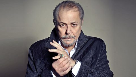 الأطباء يمنعون الزيارة عن محمود عبد العزيز