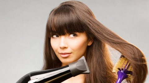 5 أخطاء ترتكبيها عند استخدام المجفف الكهربائي