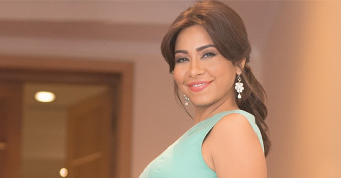 شيرين عبد الوهاب تعمدت الإساءة لعمرو دياب .. فما السبب؟