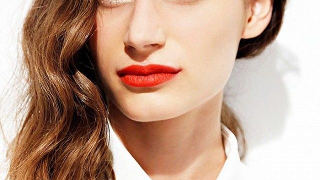 أحمر شفاه برتقالي 2015
