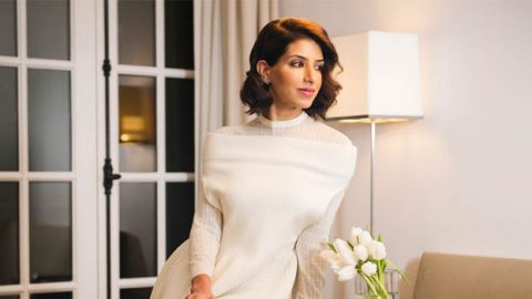 الأميرة السعودية دينا الجهني بإطلالة شانيل في دبي