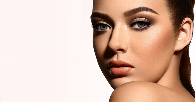 أخطاء فادحة ترتكبينها أثناء كونتور الحواجب