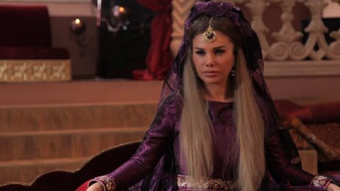 نيكول سابا تتمرد على شهرزاد في العيد