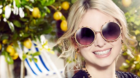 نظارات شمس دولتشي أند غابانا ربيع 2017 بأناقة إيطالية