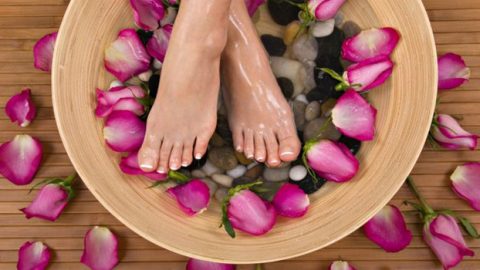 5 خطوات لتمهيد قدميكِ لإستقبال الشتاء