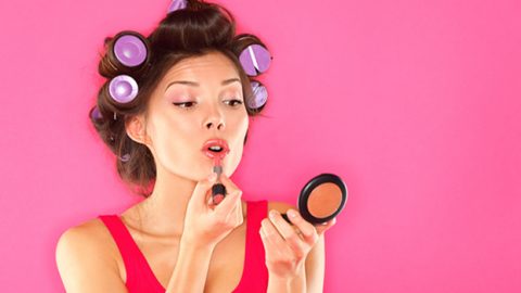 5 حقائق علمية لتصبحين أكثر جمالاً بالمكياج