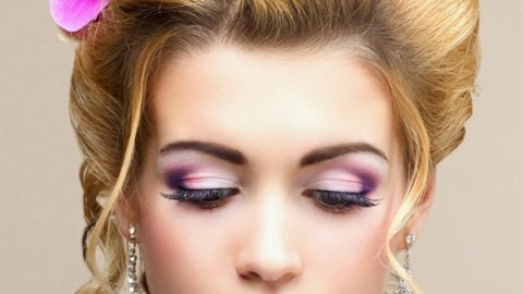 تسريحة شعر ريترو مع مكياج زاهي ربيع 2015