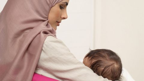خطوات بسيطة للرضاعة الطبيعية فى رمضان
