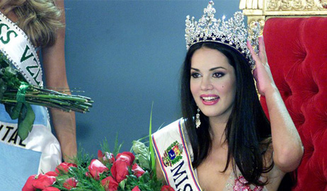 مصرع ملكة جمال فنزويلا في حادث سطو