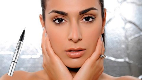 مستحضرات تعزز كثافة حاجبيكِ من جديد