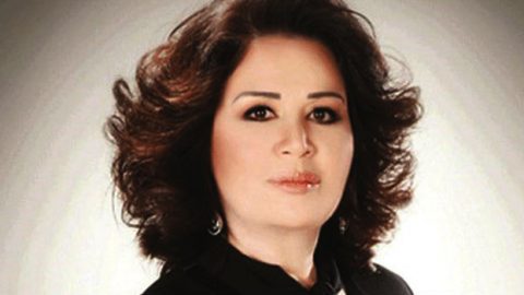 الهام شاهين تتخلى عن شعرها من أجل الفن
