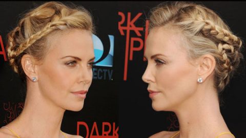 CHARLIZE THERON بتسريحة الجدايل الملتوية مع الغرة الأمامية