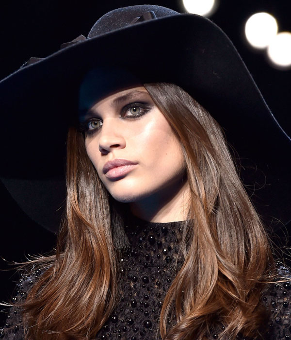 أحمر شفاه نيود من elie saab خريف 2016