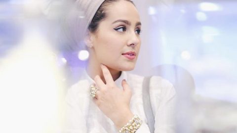 طرق مكياج لإضاءة البشرة المجهدة في رمضان