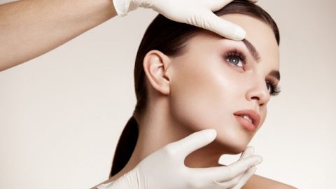 أفضل تقنيات تجميل الوجه 2015 استعدادًا للعام الجديد